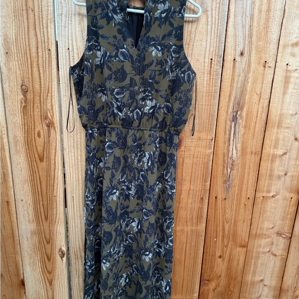 Evereve Olive and Black Floral Midi Dress - Picture 5 of 10